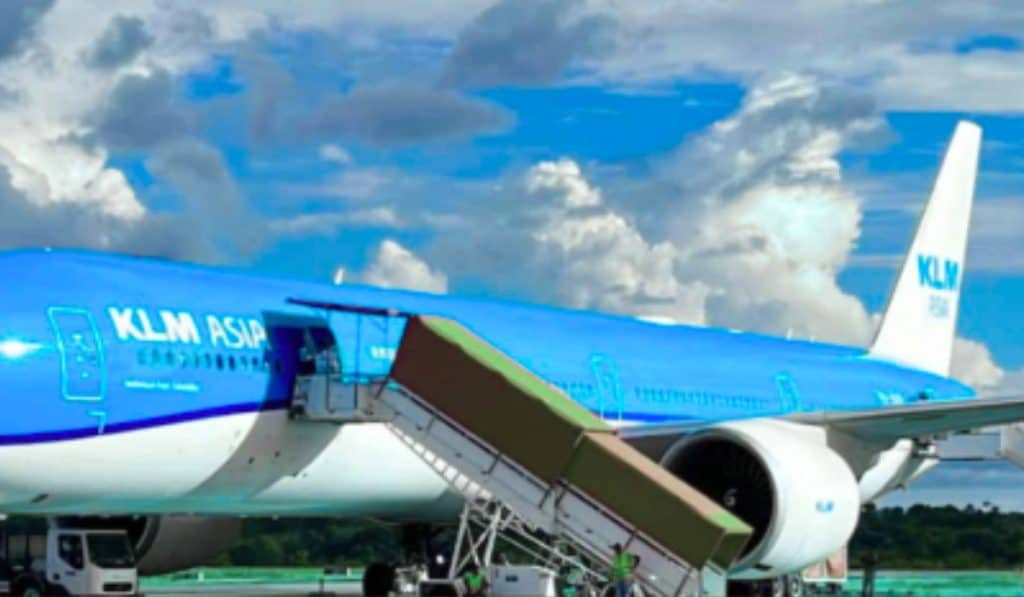 Vliegtijd naar Suriname